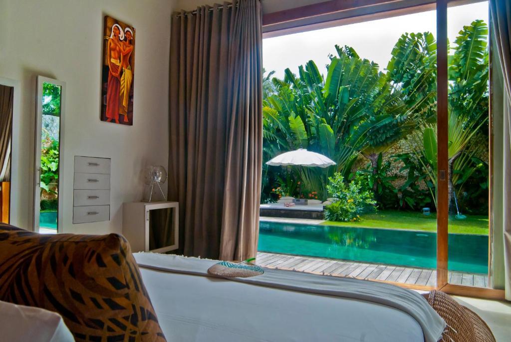 Eko Villa Seminyak - Tropical Villa, Walk To Beach Номер фото