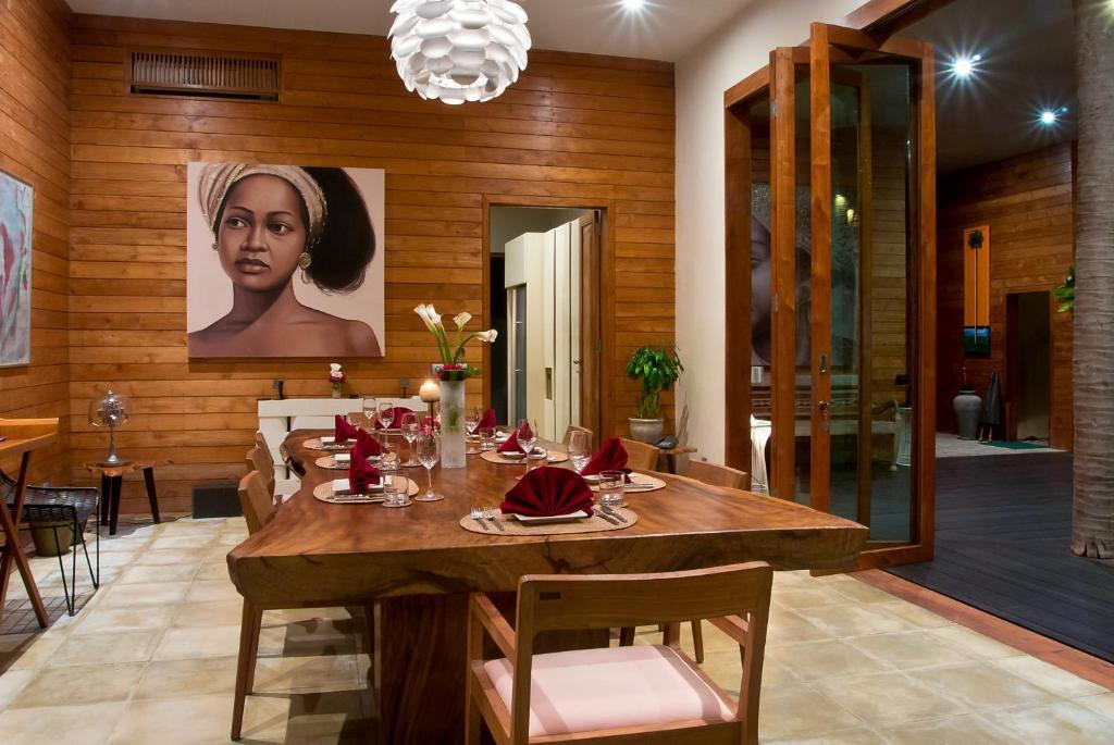 Eko Villa Seminyak - Tropical Villa, Walk To Beach Екстер'єр фото