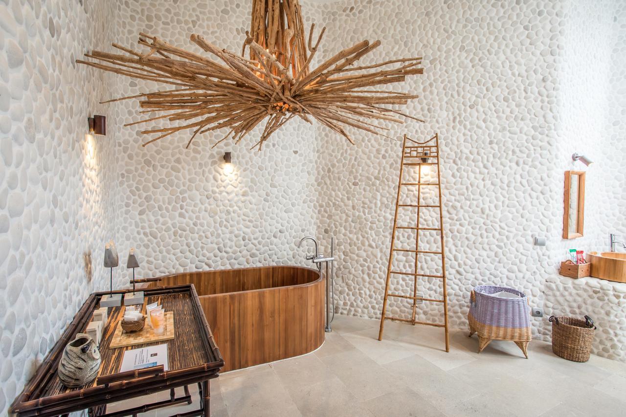 Eko Villa Seminyak - Tropical Villa, Walk To Beach Екстер'єр фото