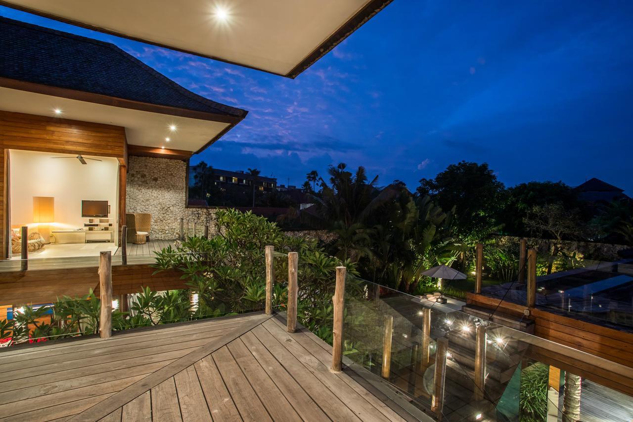 Eko Villa Seminyak - Tropical Villa, Walk To Beach Екстер'єр фото