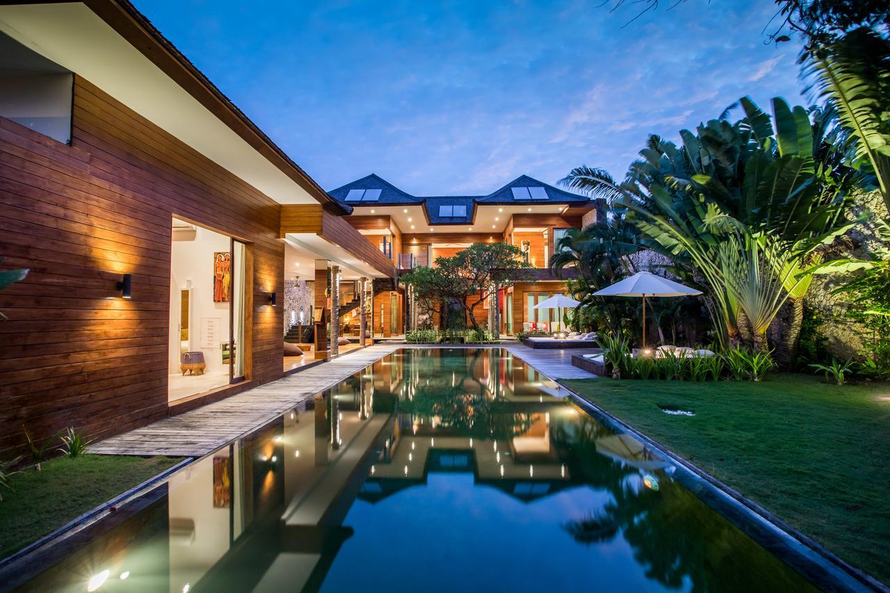 Eko Villa Seminyak - Tropical Villa, Walk To Beach Екстер'єр фото