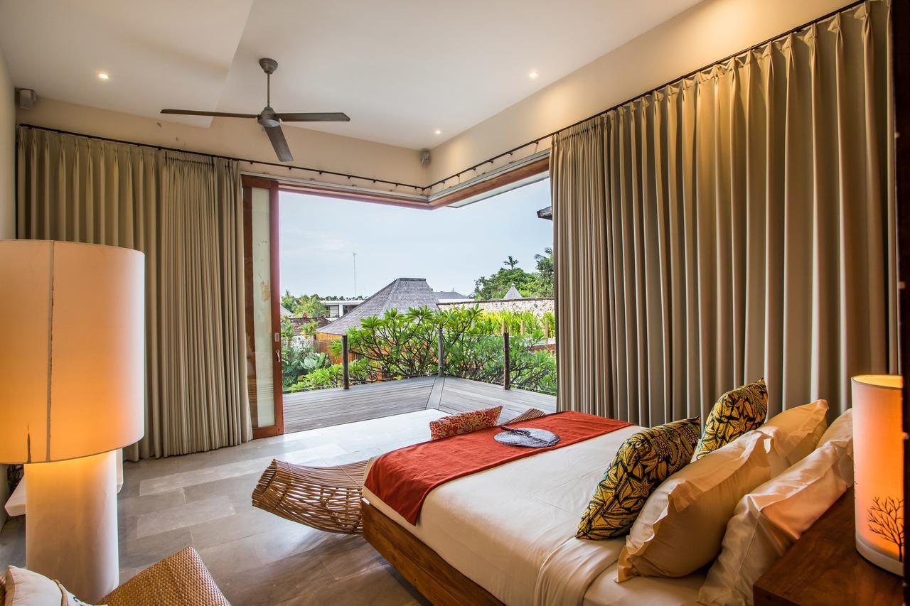 Eko Villa Seminyak - Tropical Villa, Walk To Beach Екстер'єр фото