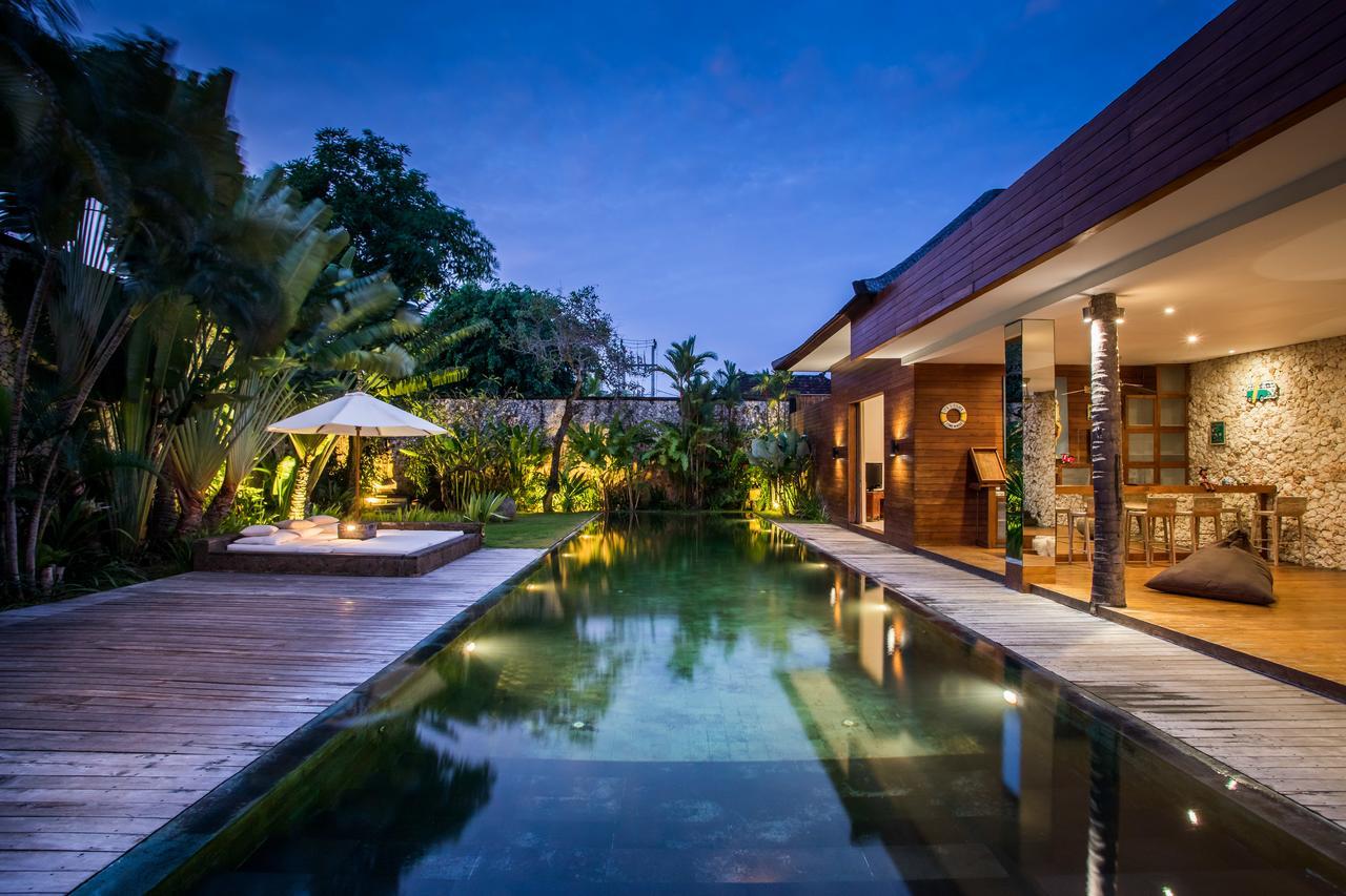 Eko Villa Seminyak - Tropical Villa, Walk To Beach Екстер'єр фото