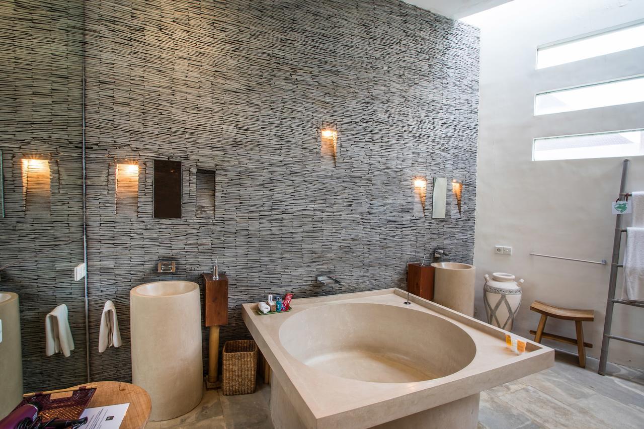 Eko Villa Seminyak - Tropical Villa, Walk To Beach Екстер'єр фото