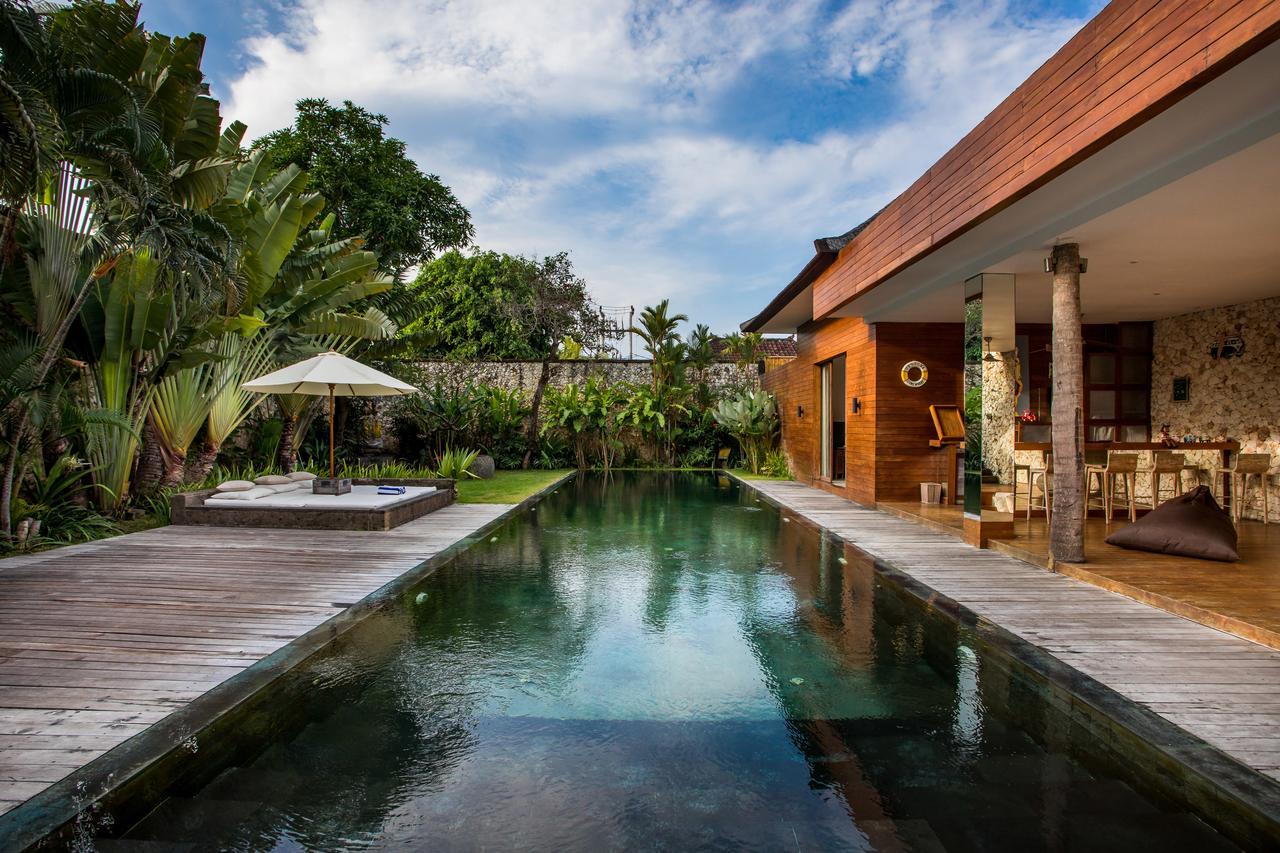 Eko Villa Seminyak - Tropical Villa, Walk To Beach Екстер'єр фото