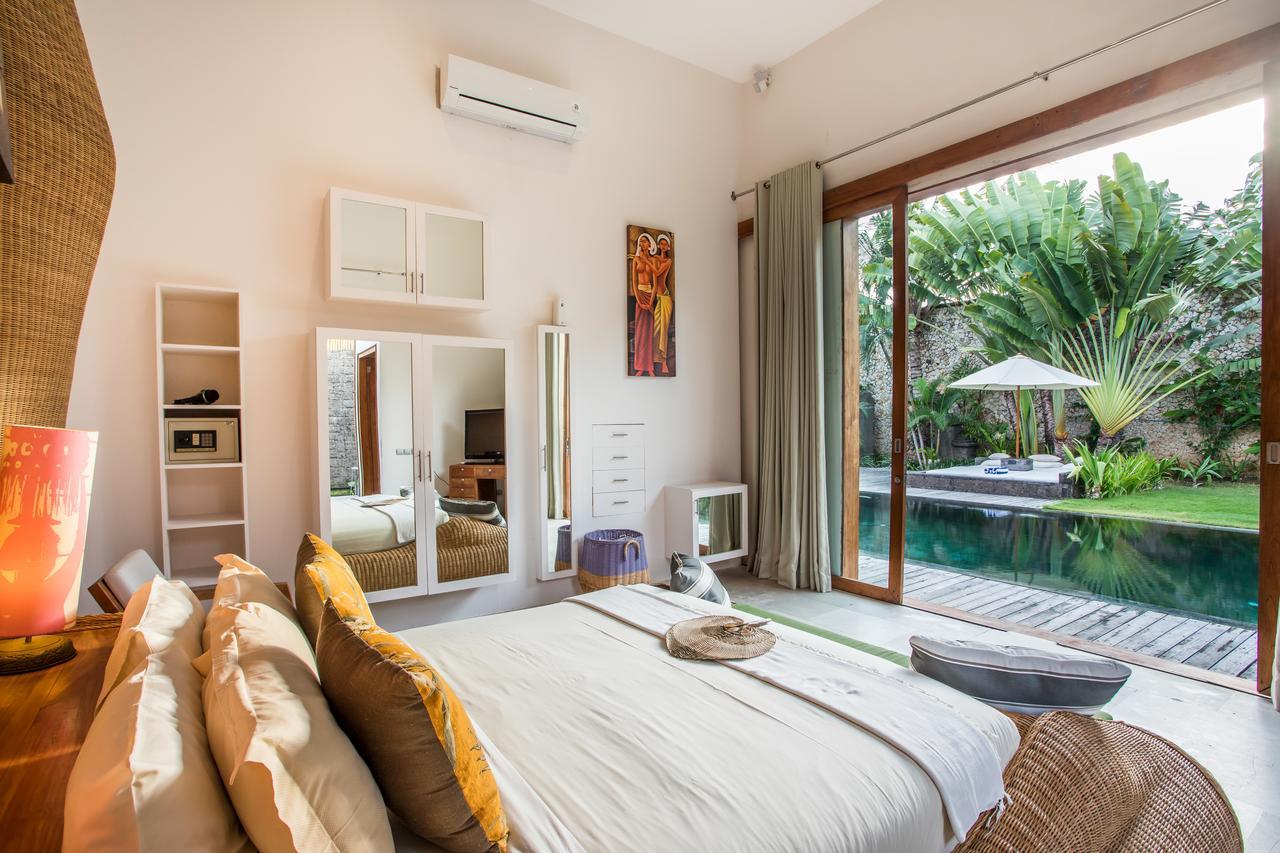 Eko Villa Seminyak - Tropical Villa, Walk To Beach Екстер'єр фото